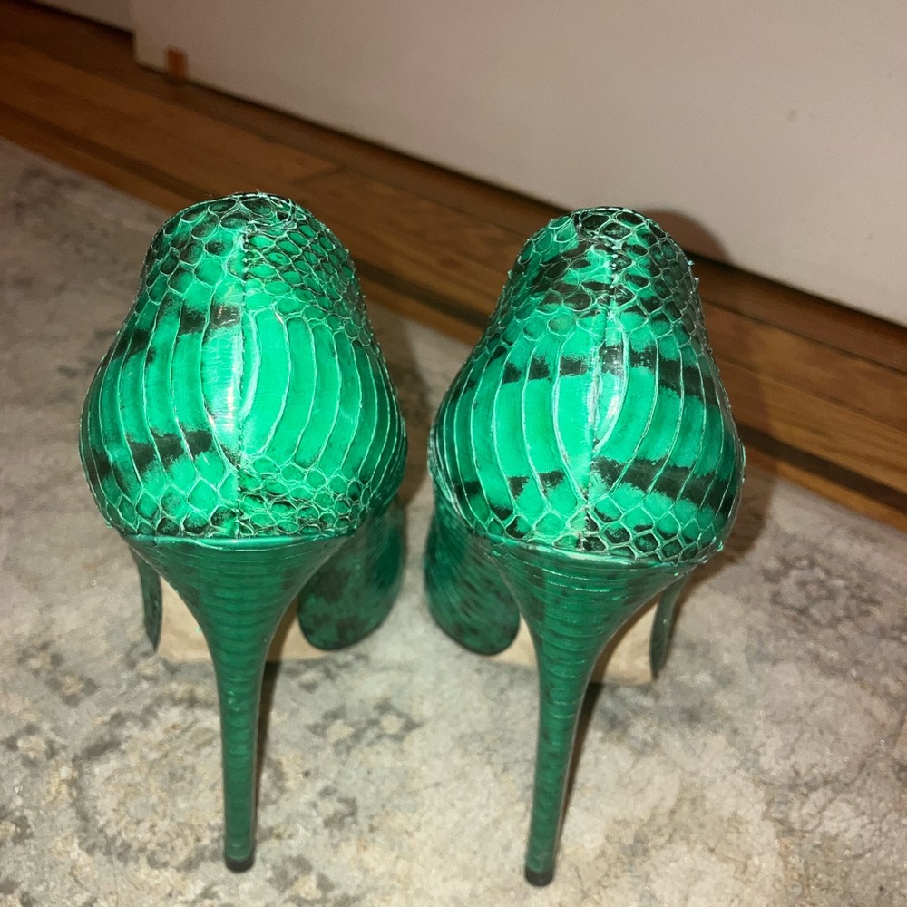 Jimmy Choo Anouk Green Python Embossed Leather Po… - image 7